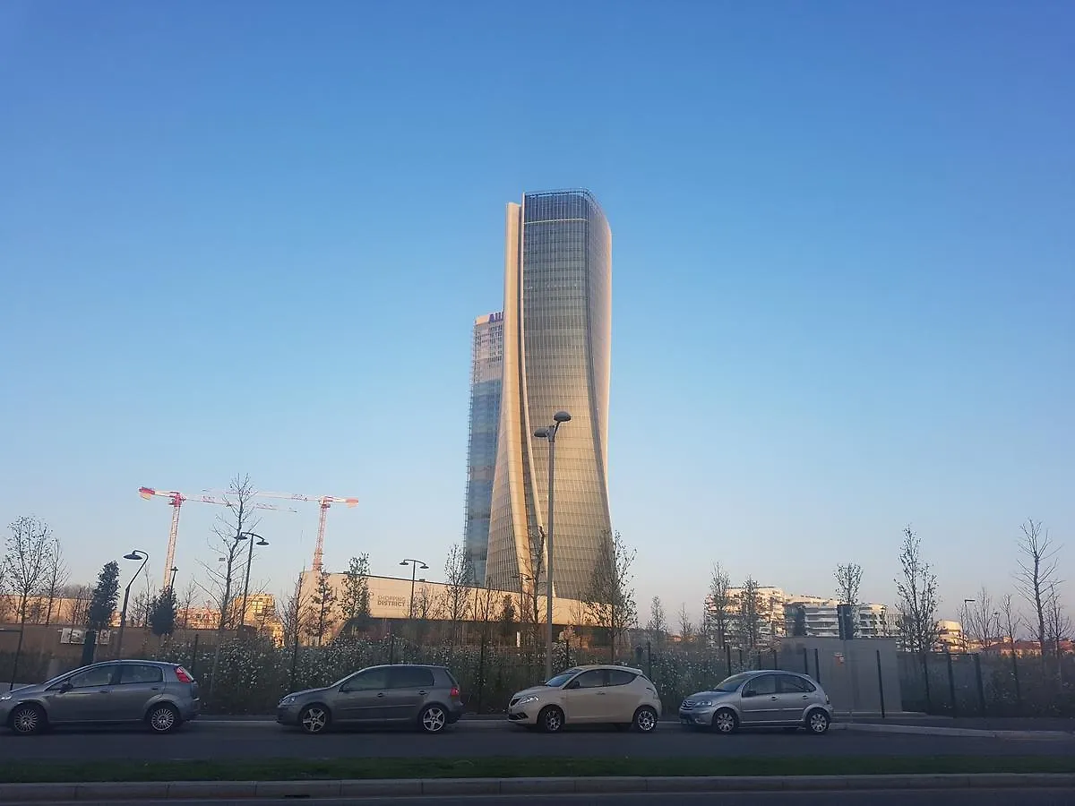 Viale Severino Boezio 20 Milan