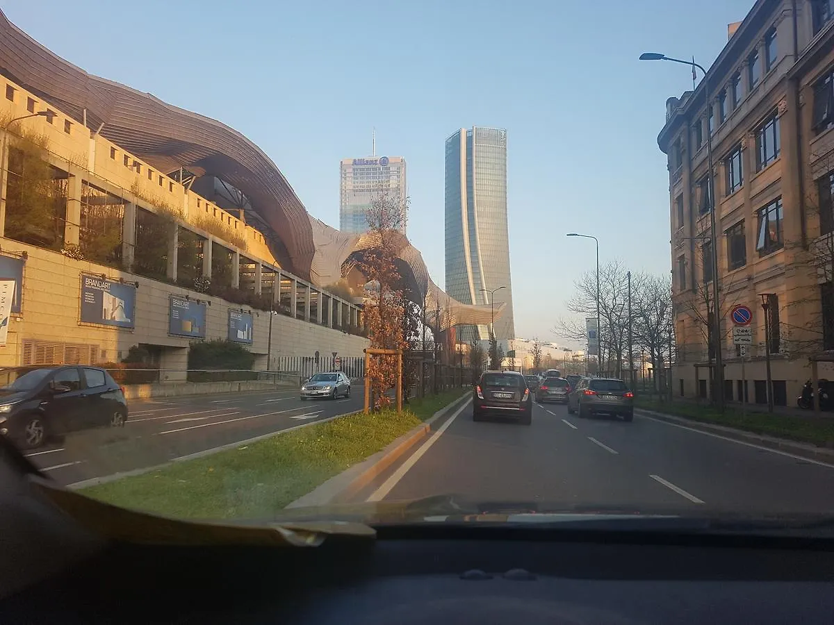 Viale Severino Boezio 20 Milan Apartment